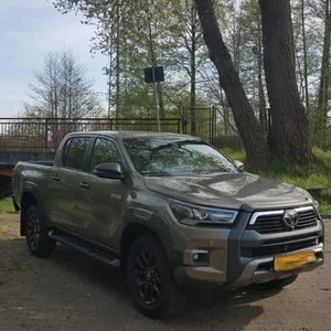 2023 para Toyota HiLux 2.8D Invincible AWD dirección izquierda cuero oscuro Interior combustible diésel R16 tamaño del neumático techo de aleación de aluminio - Product Image 1