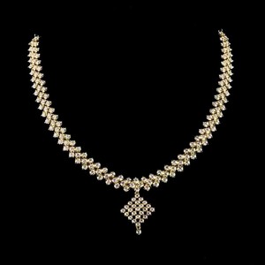 สร้อยคอแบบกล่องประดับเพชรแท้สำหรับผู้หญิง ยี่ห้อ Aniva ได้รับการรับรองจาก IGI เพชรทรงบริลเลียนต์คัต ทอง 18kt/22kt จี้คลาสสิก - Product Image 1