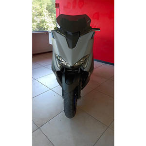 Motocicleta Urbana de Alto Rendimiento T-MAX 560 - Product Image 4