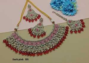 Nuevo diseño chapado en oro tradicional gota perla y piedra tachonado pendiente Mangtika gargantilla collar conjunto y conjunto de joyería para mujer - Product Image 4