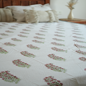 Ensemble de couvre-lit 100% coton 3 pièces Qualité hôtelière Doux Respirant Durable Tissu percale ou satiné Feuilles florales Plié Thérapie - Product Image 4