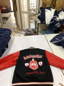 CHAQUETA DELTA SIGMA CHAQUETA VARSIDAD MANGAS ROJAS PURO 2017 - Product Image 2