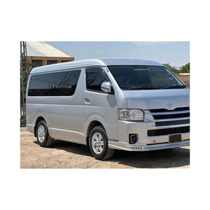 Hiace Usada con Volante a la Derecha/Izquierda, Diésel Turbo, Tracción Total, Asientos de Cuero, Ruedas R16, Interior Oscuro, Emisión Euro VI, Lista para Exportación - Product Image 2