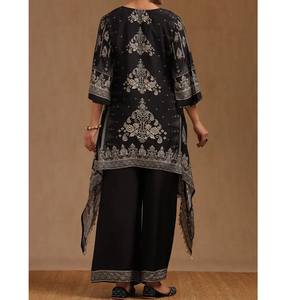 Traje clásico de Kurta con detalles bordados en negro con elegante ajuste holgado estilo indio pakistaní para mujeres a un precio asequible - Product Image 5