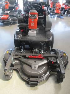 Prix réduit - Tondeuse à gazon Husqvarna TC 238T de qualité DIY avec moteur à essence de 5,5 CV et transmission hydrostatique - Product Image 4