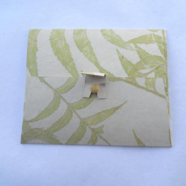 สีงาช้าง