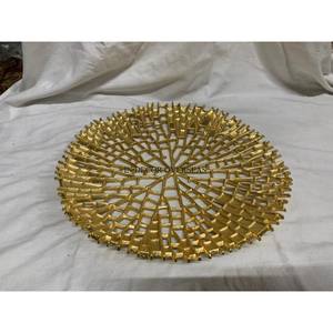 Cuenco decorativo para pájaros sentados de aluminio chapado en oro de alta calidad, diseño de hojas irregulares para servir para decoración del hogar, Material de Metal - Product Image 6