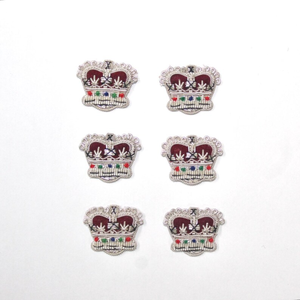 Brodé à la main cousu sur un petit insigne de couronne avec des badges de qualité surélevés gonflés en fil d'or pour accessoires de vêtement - Product Image 4