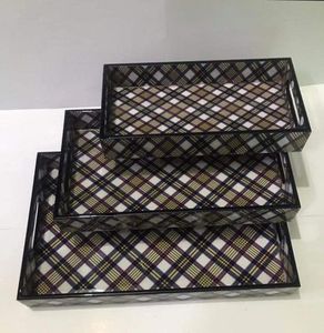 Nueva bandeja de café de resina y madera oscura de Navidad nórdica bandeja de servicio de madera de Acacia cuadrada para el hogar con precio al por mayor - Product Image 5