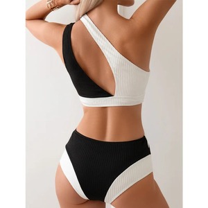 Traje de Baño Enterizo Sexy con Hombros Descubiertos 2026, Nuevo Traje de Baño Reductor para Mujer, Traje de Baño Conservador para Mujer para Aguas Termales - Product Image 3