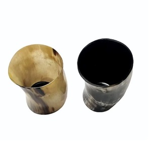 Coupe en corne à boire pour bovins de style buffle avec poignée Tasse en corne de viking animal poli naturel pour bière et café - Product Image 2