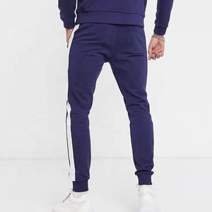 Conjunto de suéter de lana unisex con capucha de alta calidad en blanco liso personalizado conjunto de chándal de invierno de peso pesado fabricante de ropa - Product Image 5