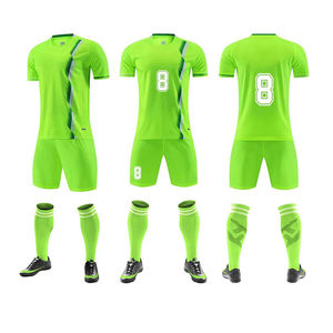 Uniformes de qualité supérieure pour l'entraînement des jeunes de football Costume de football avec des ensembles d'uniformes de football de conception de cou O - Product Image 4