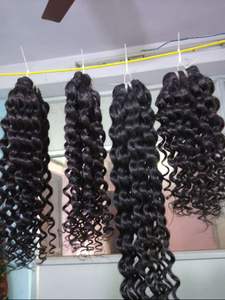Fournisseurs de paquets de cheveux humains indiens alignés de cuticules à vagues profondes brutes 100% paquets de cheveux vierges Extensions de cheveux humains non transformés - Product Image 4