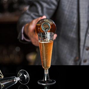 Vente en gros de gobelets en plastique PS transparents jetables de 150 ml, modernes, pour mariages et fêtes, inspirés du verre à champagne - Product Image 3