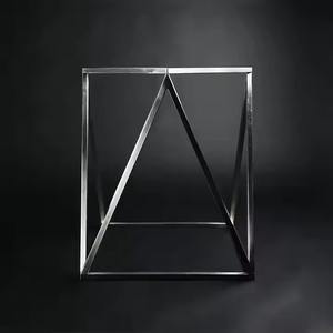 Mesa de centro de metal ligera redonda moderna con estilo de lujo simple para uso doméstico tarifas bajas de Vietnam para la decoración del hogar de la sala de estar - Product Image 4