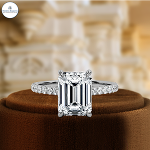 Anillo de Diamante Cultivado en Laboratorio con Esmeralda de 1 Quilate, Anillo de Compromiso de Oro Amarillo de 14K, Anillo con Halo Oculto de Oro Blanco, Anillo de Diamante de Esmeralda para Novia - Product Image 2