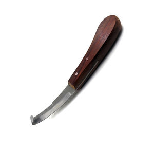 Cuchillo de pezuña con mango de madera Instrumentos veterinarios disponibles a precios al por mayor - Product Image 5