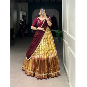 Lehenga Choli tradicional de seda para mujer con blusa elegante y Dupatta para ropa nupcial y de celebración disponible para la venta - Product Image 1
