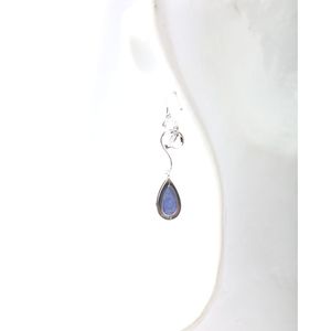 Boucles d'oreilles pendantes vintage plaquées or 18 carats avec perle et diamant en or rose - Product Image 3