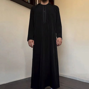 Vêtements islamiques pour hommes prix de gros personnalisés pour hommes Thobes pour adultes séchage rapide nouveau design de Thobes pour hommes musulmans - Product Image 5