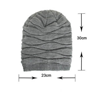 Gorros de Invierno de Nuevo Diseño 2026, Gorros Personalizados con Logotipo y Forro de Satén, Gorro de Punto Liso al por Mayor con Parche Tejido Personalizado - Product Image 6