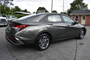 Hyundai Elantra SEL 2024 Estándar de Fábrica - Product Image 3