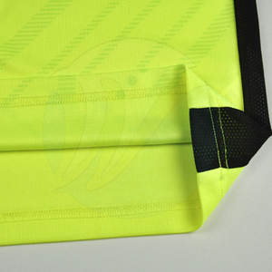 Uniforme de fútbol ligero más vendido Uniforme de fútbol Ropa deportiva cómoda Uniforme de fútbol para venta en línea - Product Image 6