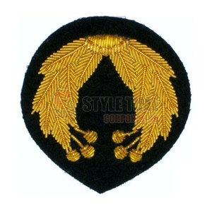Insignias Bordadas Elegantes con Diseño de Puntada Fina y Material Duradero para Colecciones de Moda Casual - Product Image 4