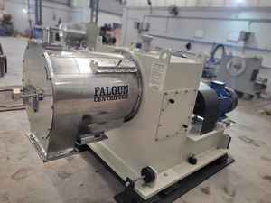 Centrífuga Mecánica de Empuje, Acero Inoxidable SS 2205, 25 HP, 220V, 100-1000 Kg/h, Separación Sólido-Líquido para Industrias Químicas y de Sal - Product Image 2