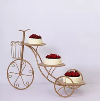Support à gâteau en métal doré à 3 niveaux, design personnalisé fait à la main, support élégant pour table de dessert pour les événements de fête, ensemble d'outils pour gâteaux