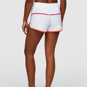 Pantalones cortos para correr de alta calidad para mujer, tejido transpirable y de secado rápido, perfectos para hacer ejercicio y trotar - Product Image 4