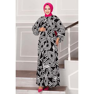 ชุดฮิญาบแบบมีกระดุมสีดำ - Product Image 4