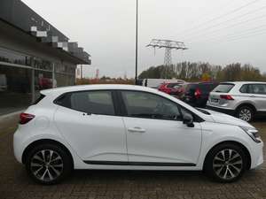 RENAULT CLIO 2023 USADO, 1.0CCM GASOLINA/ 1.3L GASOLINA, TRANSMISIÓN MANUAL, EDC 49KW 67HP 1.0CCM EURO 3 EN VENTA - Product Image 4