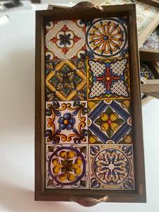 Plateau moderne en bois de noyer pouf avec poignées plateau de service pour la décoration de salon idée cadeau pour la maison - Product Image 2