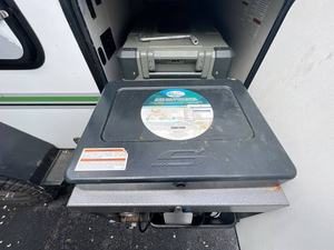 F-o-r-e-s-t R-i-v-e-r No Boundaries 10.6 d'occasion 2022 - Product Image 4