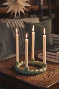 Candelabro Contemporáneo de Madera de Nogal Macizo con 4 Brazos, Decoración Minimalista Geométrica para Centro de Mesa de Comedor, para Hogar, Hotel, Arte - Product Image 2