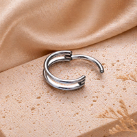 Vente en gros Titane ASTM F136 16G Double anneau à fermoir articulé avec zircone cubique plaqué or, tendance mariage, pour nez, septum, daith, hélix, tragus