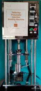 เครื่องฉีดพลาสติกขนาดเล็กอัตโนมัติแบบเต็มรูปแบบขนาดกะทัดรัดสำหรับห้องแล็บที่บ้านหรือโรงงานขนาดเล็กเพื่อการส่งออก - Product Image 4