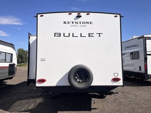 Nouvelle caravane de camping Keystone B-u-l-l-e-t C-l-a-s-s-i-c 18RBC 2026 à vendre pour le camping et les voyages - Product Image 4