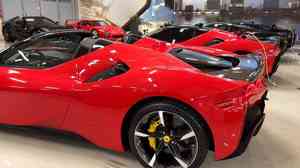 รถมือสอง SF90 Spider ปี 2024 สภาพดีเยี่ยม ไมล์น้อย ไม่มีปัญหาเครื่องยนต์ พร้อมขับ - Product Image 3