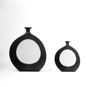 Vase à fleurs en métal pour la décoration intérieure, vase en aluminium pour la maison et le salon Décoration de table vintage et hôtels - Product Image 1