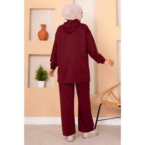 Ensemble décontracté à deux fils pour femmes rouge bordeaux haut de sport à capuche en XS-XXS avec motif solide brodé tissé laine tricot coupe ample - Product Image 2