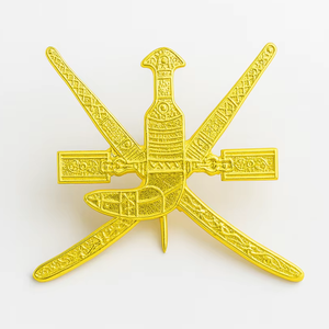 Insigne de casquette Muscat plaqué or 24 karts Matériau métallique durable - Product Image 1