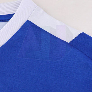 Pantalones Cortos de Fútbol de Moda, Hechos 100% de Poliéster, Tela Ligera y Transpirable, Costuras Reforzadas, Alta Calidad - Product Image 4