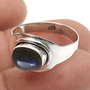 Mejor venta diseño clásico nueva llegada sólido 925 plata esterlina piedras preciosas joyería labradorita natural ovalada anillos hechos a mano OEM - Product Image 1