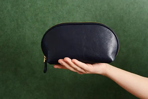 Leather Cosmetic <b>Bag</b> <b>Small</b> Zipper Closure Portable Makeup Case Black Simple Style Travel <b>Toiletry</b> Organizer - Product Image 4