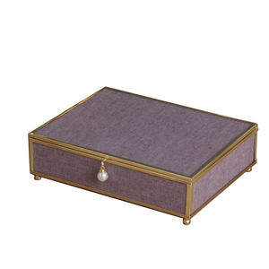 Porte-serviettes en métal au design unique, blanc, avec revêtement poudré et motif de rose découpée, pour la décoration de table à manger et le rangement des serviettes en papier - Product Image 3