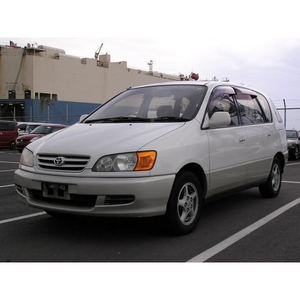 Toyota Ipsum Usado en Venta, en Buen Estado y de Tamaño Práctico - Product Image 4