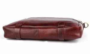 Elegante bolso de mano de cuero marrón para computadora portátil Materiales duraderos para la fabricación de equipaje - Product Image 5